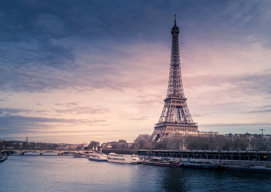 Eiffel Tower in Paris at dusk